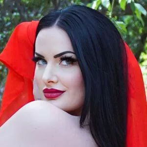 Raven Rose Thumbnail Picture