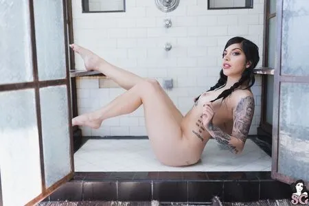 Rawna Thumbnail Picture