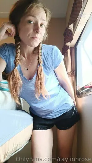 Raylinnrose Thumbnail Picture