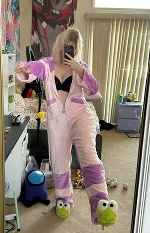 Realfrogg Thumbnail Picture