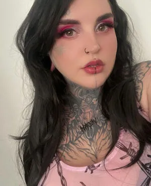 Rebbeccwynter Thumbnail Picture