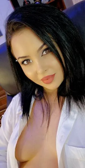 Rebeccamaria Thumbnail Picture