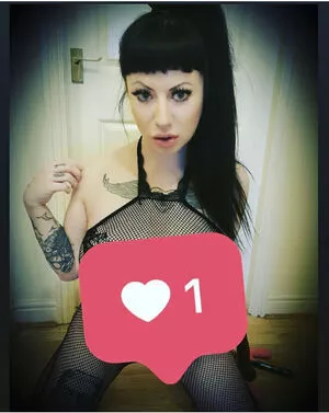 Rebel Rox Thumbnail Picture