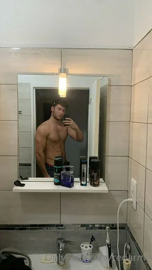 Redarmy OnlyFans Leaked Free Thumbnail Picture - #bD0yBSBNvg