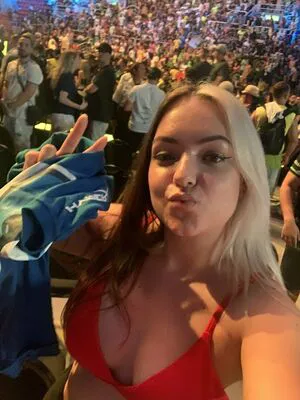 Reeh Plays Thumbnail Picture