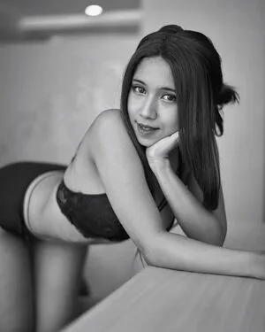 Refeen OnlyFans Leaked Free Thumbnail Picture - #fb7egK2SDI