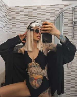 Request Carina Mthrfckr Thumbnail Picture