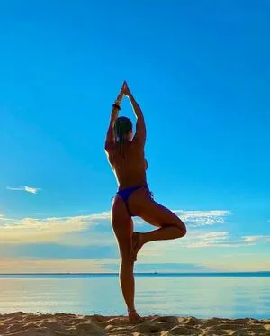 Rhy Elyse OnlyFans Leaked Free Thumbnail Picture - #Ay0bLBuf6M