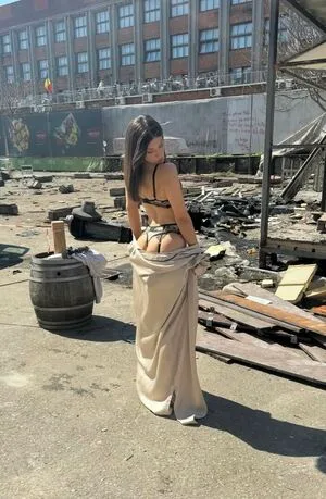 Riamfour OnlyFans Leaked Free Thumbnail Picture - #UNaKunozBE