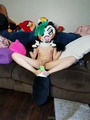 Rickitheshy Thumbnail Picture
