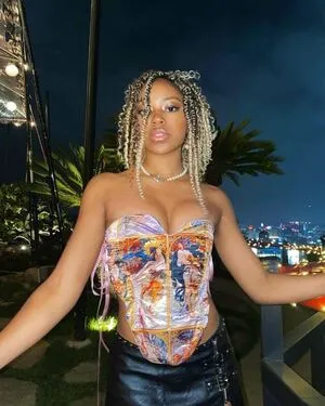 Riele Downs OnlyFans Leaked Free Thumbnail Picture - #8jKdexNARp