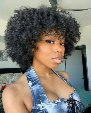 Riele Downs OnlyFans Leaked Free Thumbnail Picture - #d1DZAtxGwn