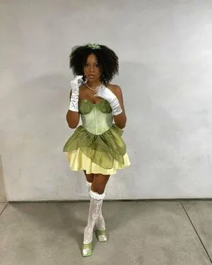 Riele Downs OnlyFans Leaked Free Thumbnail Picture - #p65vP2nqbo