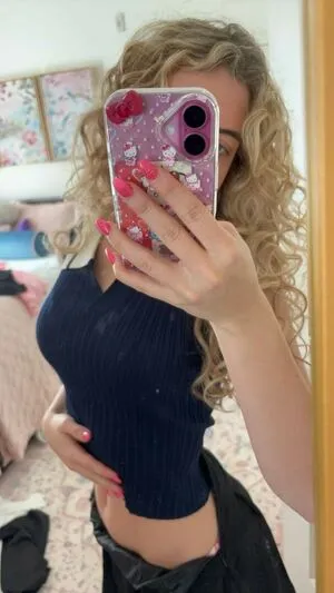 Riley Black Thumbnail Picture