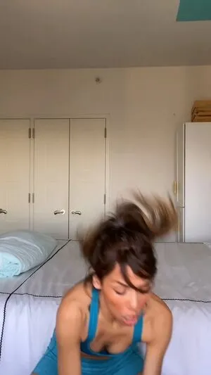 Riri Bichri Thumbnail Picture