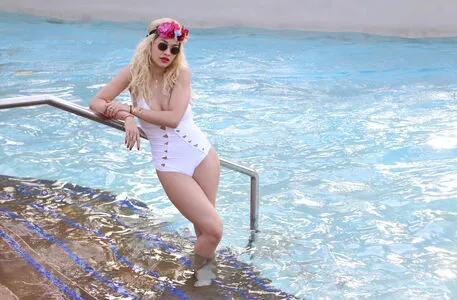 Rita Ora OnlyFans Leaked Free Thumbnail Picture - #4MjbedAFXd