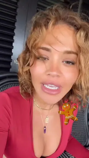 Rita Ora OnlyFans Leaked Free Thumbnail Picture - #7Yn4AI5Xlr