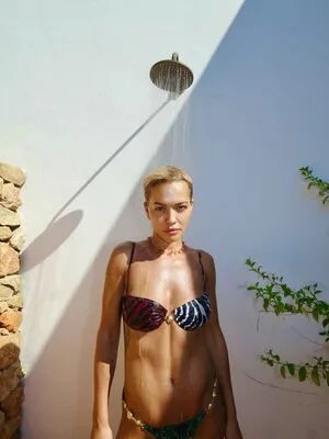 Rita Ora OnlyFans Leaked Free Thumbnail Picture - #7xXIqag1l2
