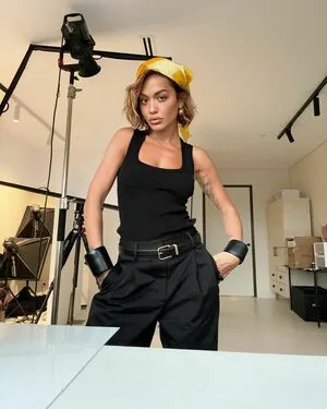 Rita Ora OnlyFans Leaked Free Thumbnail Picture - #8XGY2NoXNJ