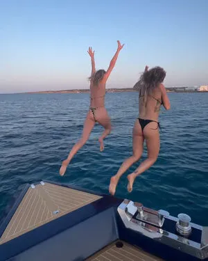 Rita Ora OnlyFans Leaked Free Thumbnail Picture - #AZf9HoEB3d