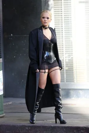 Rita Ora OnlyFans Leaked Free Thumbnail Picture - #Fb01sr9Udk