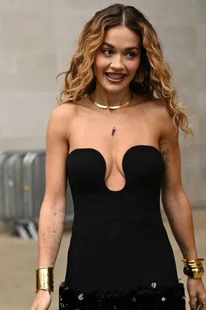Rita Ora OnlyFans Leaked Free Thumbnail Picture - #NUOROcdtAU