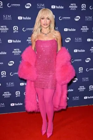 Rita Ora OnlyFans Leaked Free Thumbnail Picture - #dRcAwyeWuH