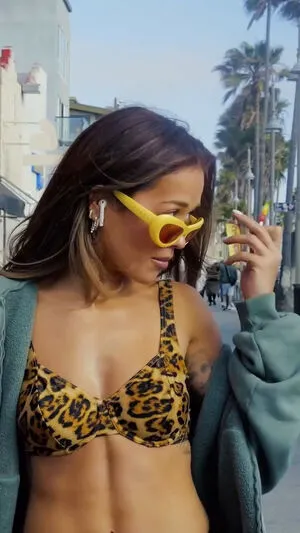 Rita Ora OnlyFans Leaked Free Thumbnail Picture - #jUS9U6vSH0