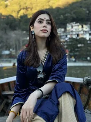 Riva Arora OnlyFans Leaked Free Thumbnail Picture - #eFO42adaAv