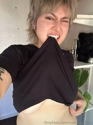 Rivergrey1996 Thumbnail Picture