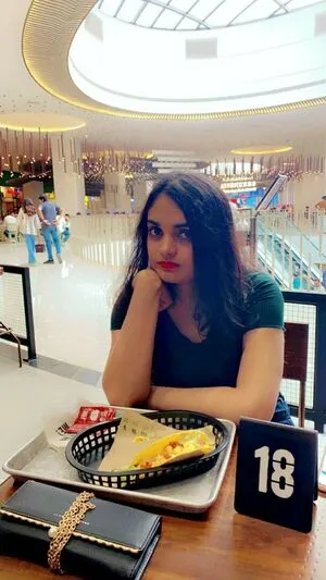 Riyasanghvi Onlyfans Desiaurora Thumbnail Picture