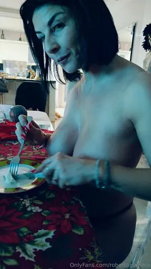 Robertagemma OnlyFans Leaked Free Thumbnail Picture - #2pyB2sbZLw