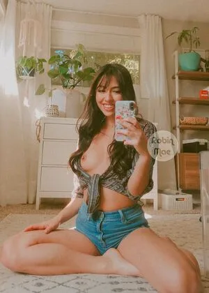 Robin Mae OnlyFans Leaked Free Thumbnail Picture - #6aHj8UkoWu