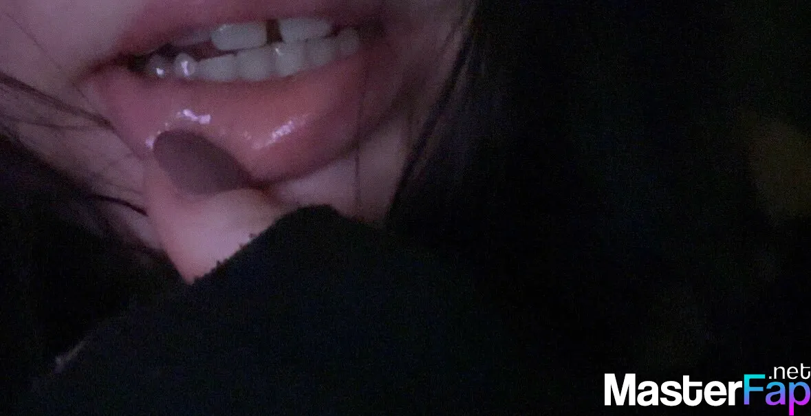 Robyn 25 OnlyFans Leak Picture - #H7LOcby9gq.