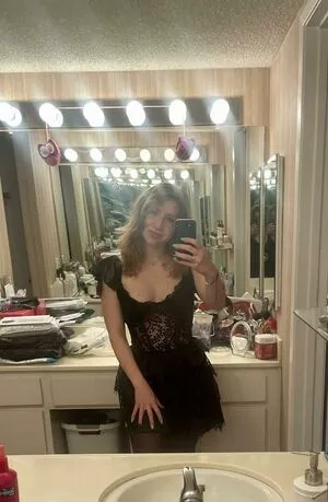 Robynator23 OnlyFans Leaked Free Thumbnail Picture - #5Cz5oXOX0d