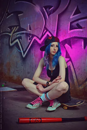 Rocken Rollia Thumbnail Picture