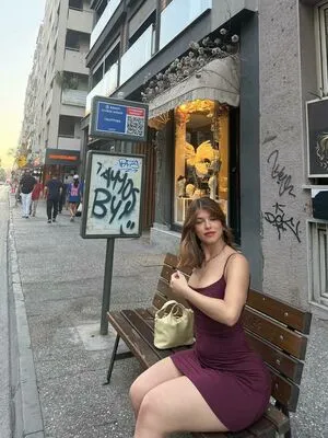 Rojda Argun Thumbnail Picture