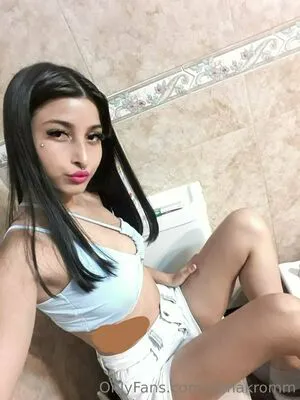 Romakromm OnlyFans Leaked Free Thumbnail Picture - #abjInFa7tZ