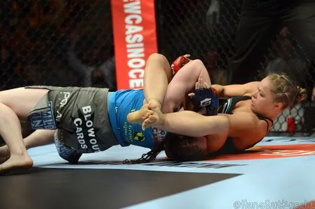 Ronda Rousey Thumbnail Picture