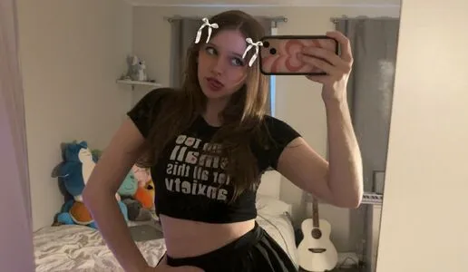 Rorasaurr Thumbnail Picture