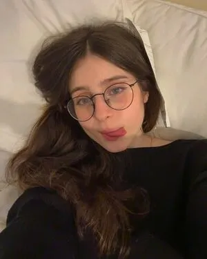 Roro OnlyFans Leaked Free Thumbnail Picture - #cDHmG6GX7x