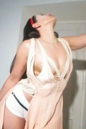 Rosalia OnlyFans Leaked Free Thumbnail Picture - #2VC0QVOQ2M