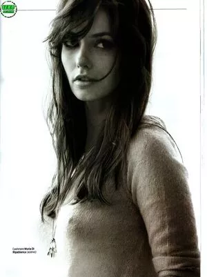Rosanne Mulholland Thumbnail Picture