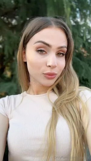 Rose Ts OnlyFans Leaked Free Thumbnail Picture - #D8m0K6ej86