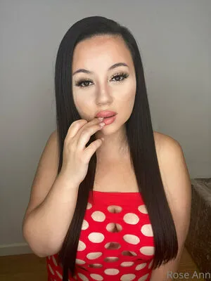Roseann330 Thumbnail Picture