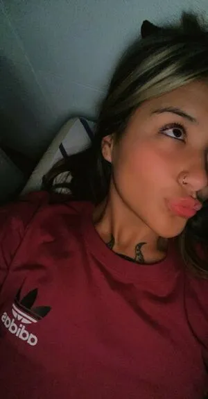 Roselinaxoxo Thumbnail Picture