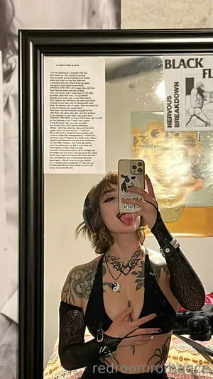 Roseredroom OnlyFans Leaked Free Thumbnail Picture - #z0ZDFckBC9