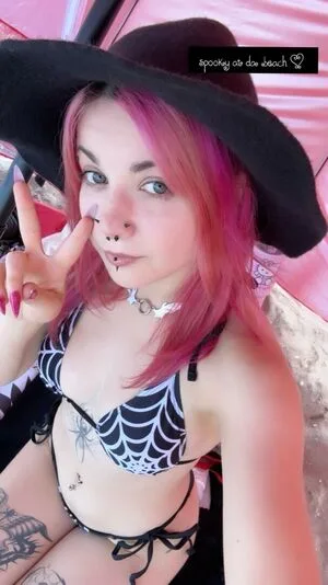 Rottedgoth OnlyFans Leaked Free Thumbnail Picture - #57MLm0hl39