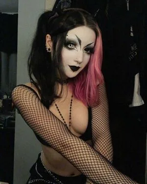 Rottedgoth OnlyFans Leaked Free Thumbnail Picture - #HIL2j2PTPa