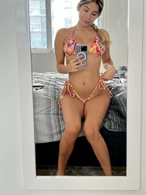 Roxannesimz OnlyFans Leaked Free Thumbnail Picture - #WWf0RB0578